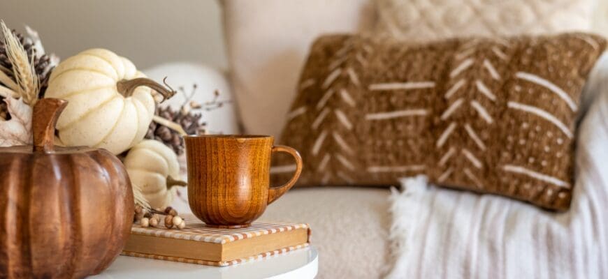 Coffee,Table,Decorated,With,Fall,Decor,In,A,Cozy,Home